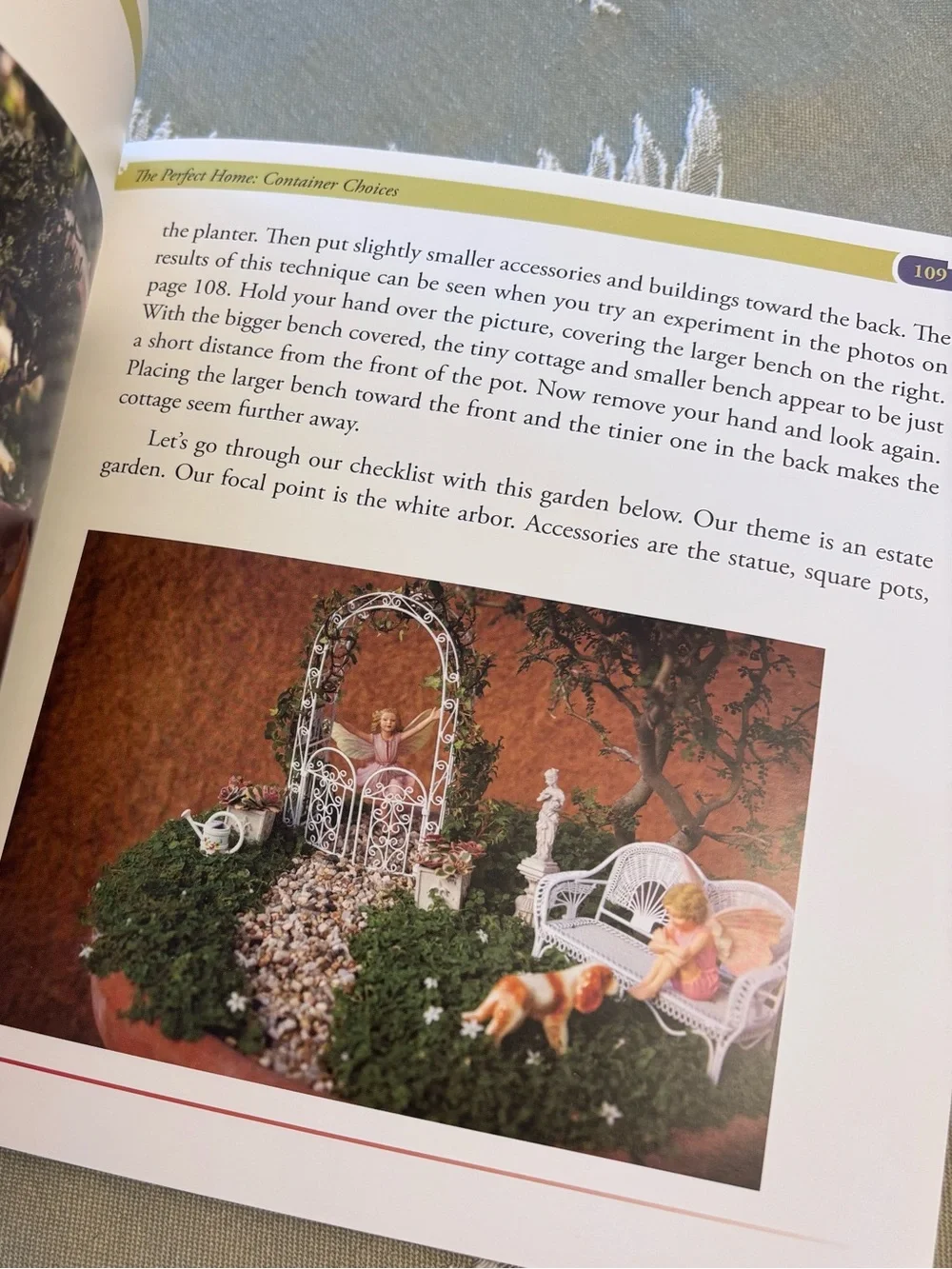 Fairy Gardening: Creating Your Own Magical Miniature Garden Julie Bawden-Davis